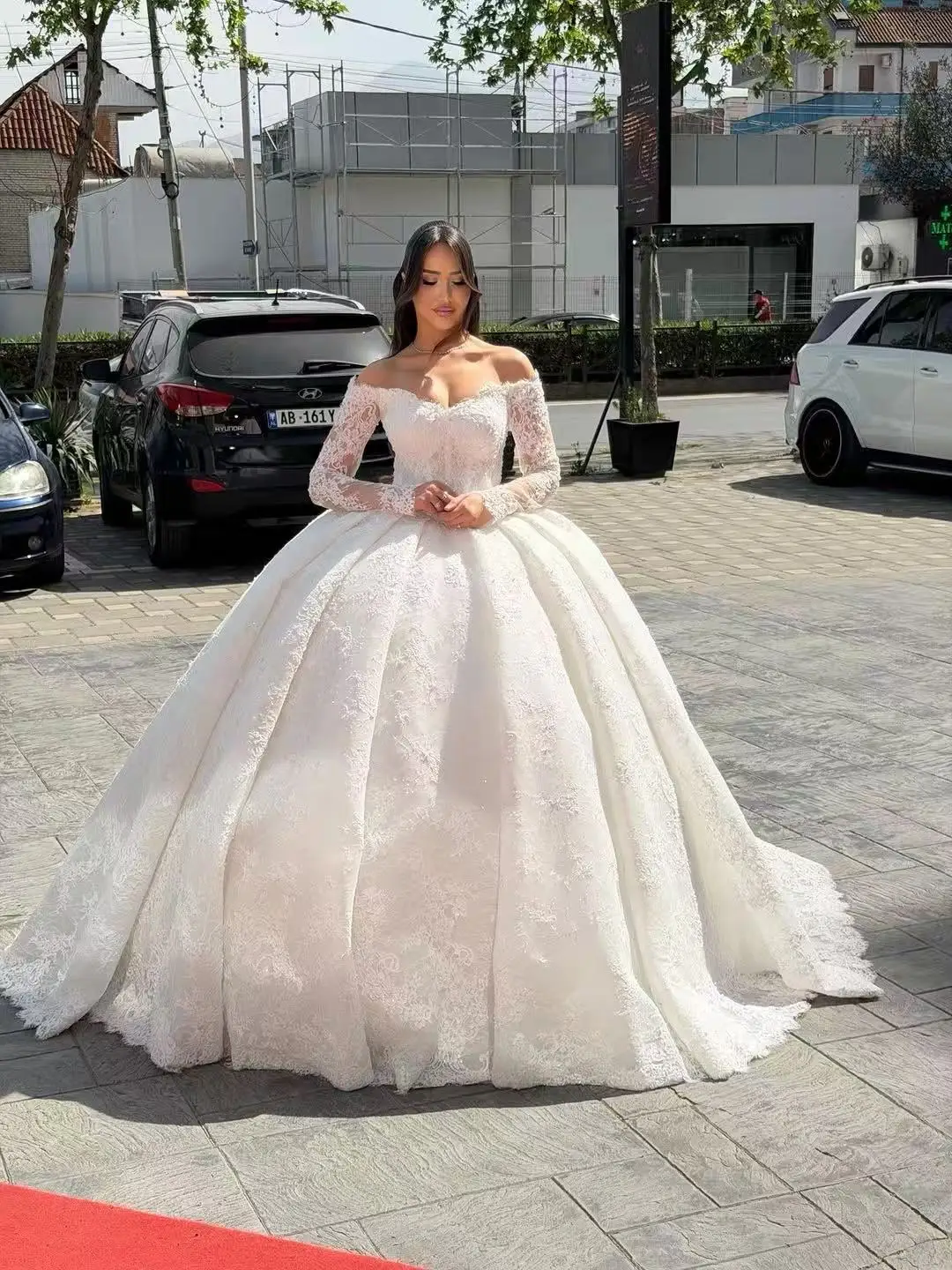 Customzied Sweetheart Neck Ball Gown Full Lace Wedding Dresses Bridal Gowns Long sleeves for Women Vestidos De Novia
Customzied Sweetheart Neck Ball Gown Full Lace Wedding Dresses Bridal Gowns Long sleeves for Women Vestidos De Novia