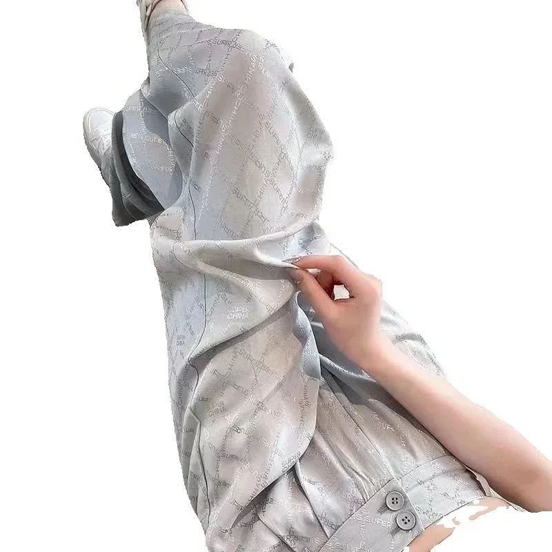 Весенне-летние тонкие широкие брюки женские 2026 новые модные свободные шелковые брюки для мытья полов черные солнцезащитные брюки женские
Весенне-летние тонкие широкие брюки женские 2026 новые модные свободные шелковые брюки для мытья полов черные солнцезащитные брюки женские