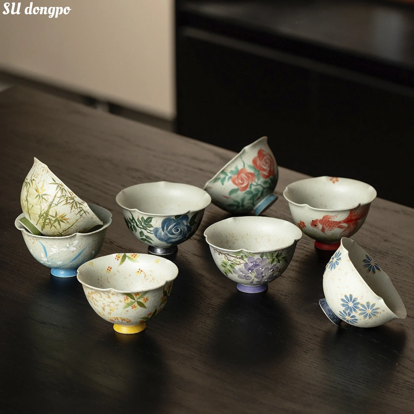 Hand-painted Petal Rim Master Tea Cup - High Foot Underglaze Porcelain Teacup - Single Serving Cup for Kung Fu Tea Lovers
Hand-painted Petal Rim Master Tea Cup - High Foot Underglaze Porcelain Teacup - Single Serving Cup for Kung Fu Tea Lovers