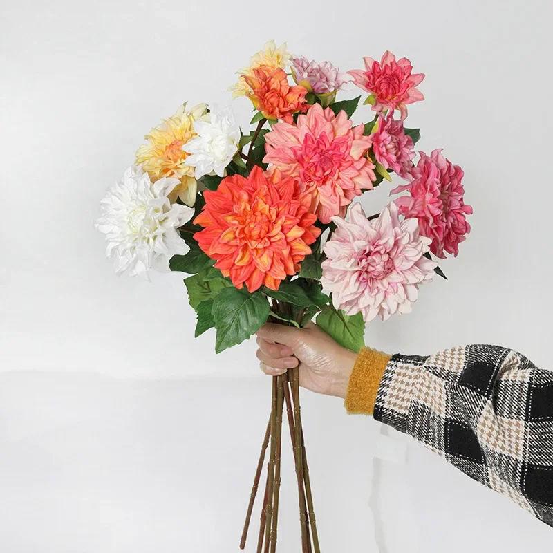 4pcs Artificial Dahlias Flowers Decorations Realistic Touch Pink Wedding Flowers Arrangement Art White Silicone Dahlia Flowers
4pcs Artificial Dahlias Flowers Decorations Realistic Touch Pink Wedding Flowers Arrangement Art White Silicone Dahlia Flowers