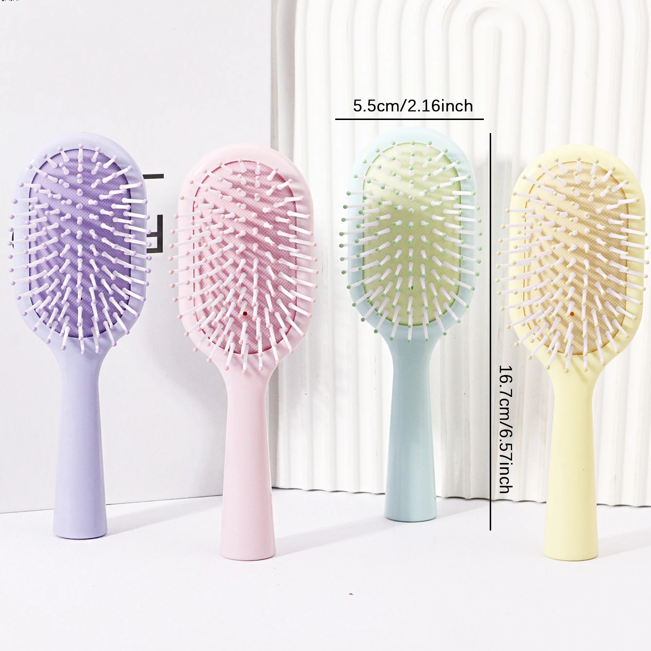 Macron multi-color mini air cushion comb, anti-static soft toothed air cushion massage hair comb, special for real hair wigs
Macron multi-color mini air cushion comb, anti-static soft toothed air cushion massage hair comb, special for real hair wigs