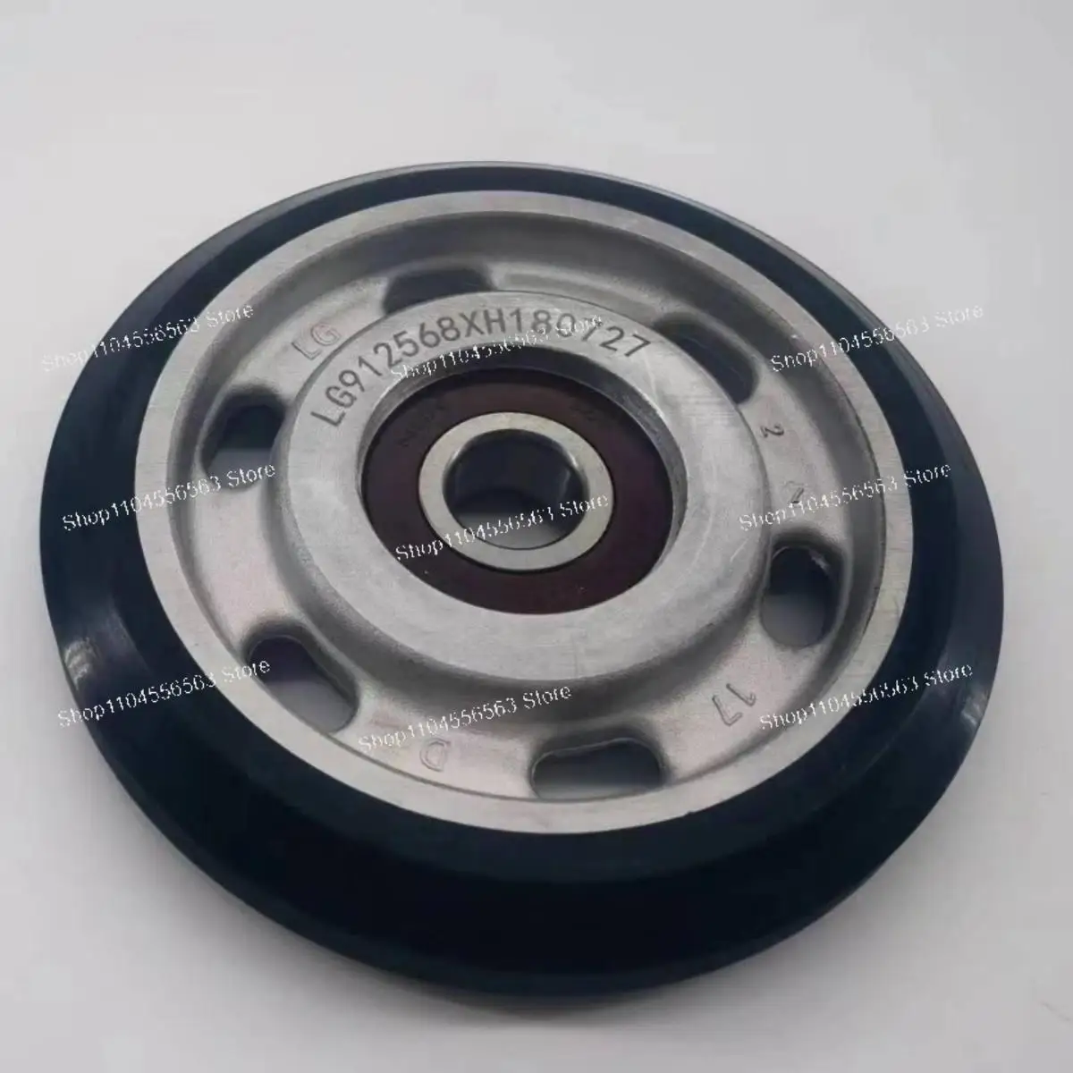  Направляющий ролик башмака лифта 125 × 22 × 63-03 подходит для Xizi Otis LG Xingma, замена направляющего колеса багажника для системы лифта
Направляющий ролик башмака лифта 125 × 22 × 63-03 подходит для Xizi Otis LG Xingma, замена направляющего колеса багажника для системы лифта 