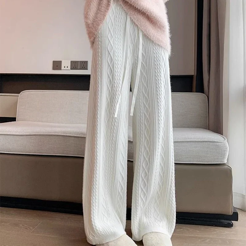 Autumn Winter Warm Knitted Pants Women Korean Elastic High Waist Thicken Trousers Woman Casual Wide Leg Straight Sweater Pants
Autumn Winter Warm Knitted Pants Women Korean Elastic High Waist Thicken Trousers Woman Casual Wide Leg Straight Sweater Pants