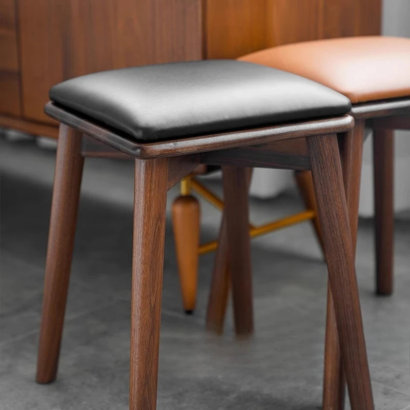 Nordic Black Walnut Solid Wood Square Stool Simple Modern Home Stackable Bench Esthetisch En Duurzaam Dining Room Furniture
Nordic Black Walnut Solid Wood Square Stool Simple Modern Home Stackable Bench Esthetisch En Duurzaam Dining Room Furniture