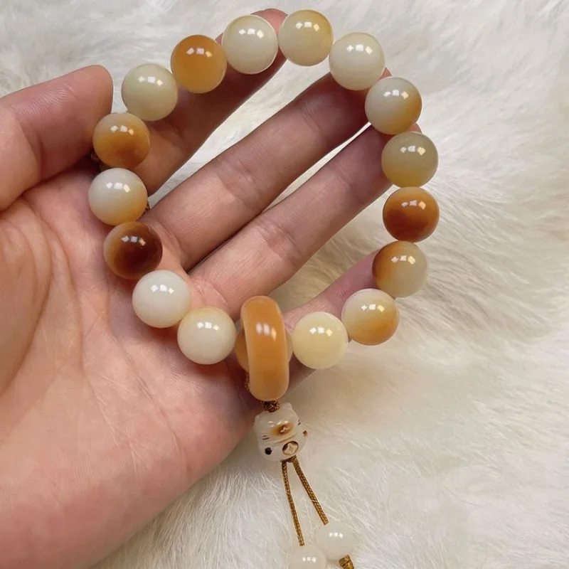 - Bodhi Root , Soft and Delicate Buddhist Bead Bracelet, Charcoal-burned Cat
- Bodhi Root , Soft and Delicate Buddhist Bead Bracelet, Charcoal-burned Cat