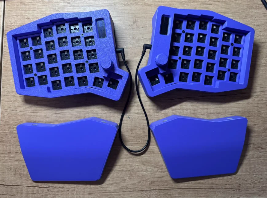 Sofle Curved Split Keyboard Kit with Knob Wired Hot Swap Customized 3D Printed PLA Supports VIA Gaming Office Accessories Gift
Sofle Curved Split Keyboard Kit with Knob Wired Hot Swap Customized 3D Printed PLA Supports VIA Gaming Office Accessories Gift