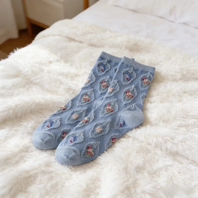 Japanese Korean Style Cartoon Flower Cotton Women Socks New Mid Calf Student Cute Minimalist Floral Crew Socks Fashion Versatile
Japanese Korean Style Cartoon Flower Cotton Women Socks New Mid Calf Student Cute Minimalist Floral Crew Socks Fashion Versatile