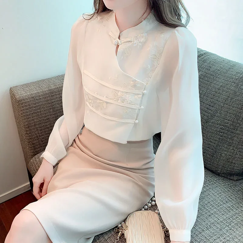 New Chinese Style Long Sleeve Stand Collar Women Shirt Embroidery Chiffon Shirt Blouse Women Tops Shirts Blusas Para Mujer M246
New Chinese Style Long Sleeve Stand Collar Women Shirt Embroidery Chiffon Shirt Blouse Women Tops Shirts Blusas Para Mujer M246