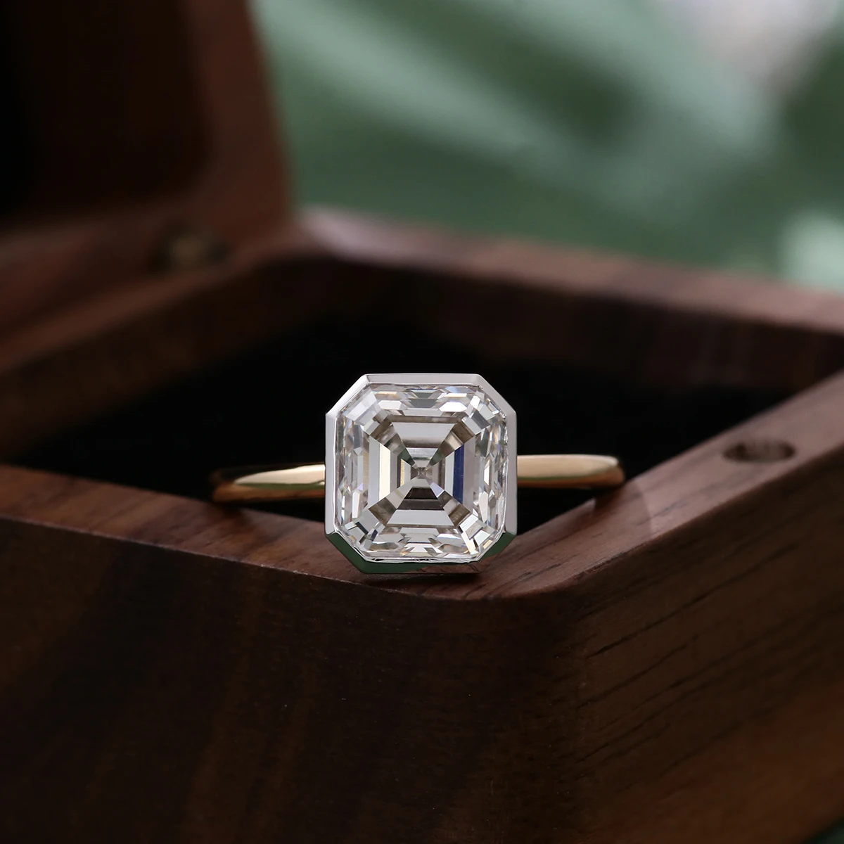 Provence fine Jewelry 18K gold rings 4 Carat F color Asscher lab diamond rings for women Classic Solitaire wedding ring custom
Provence fine Jewelry 18K gold rings 4 Carat F color Asscher lab diamond rings for women Classic Solitaire wedding ring custom