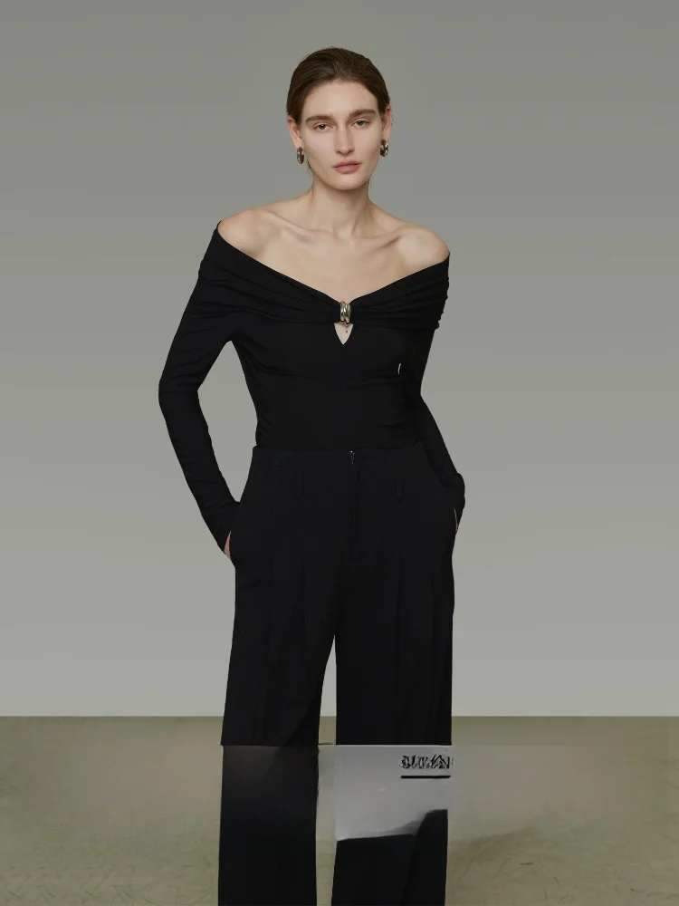 Slim Fit Knitted Sweater with Metal Decoration Large V Neck Base Top Spring New Style Commute Simple Style Polyester Fiber
Slim Fit Knitted Sweater with Metal Decoration Large V Neck Base Top Spring New Style Commute Simple Style Polyester Fiber