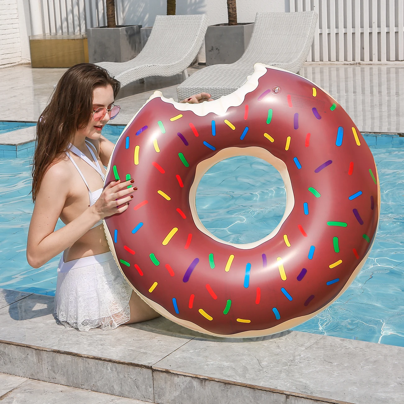 Inflatable Doughnut Swimming Ring,Beach Toys Pool Floats for Kids, Pool Swim Floaties for Adults
Inflatable Doughnut Swimming Ring,Beach Toys Pool Floats for Kids, Pool Swim Floaties for Adults