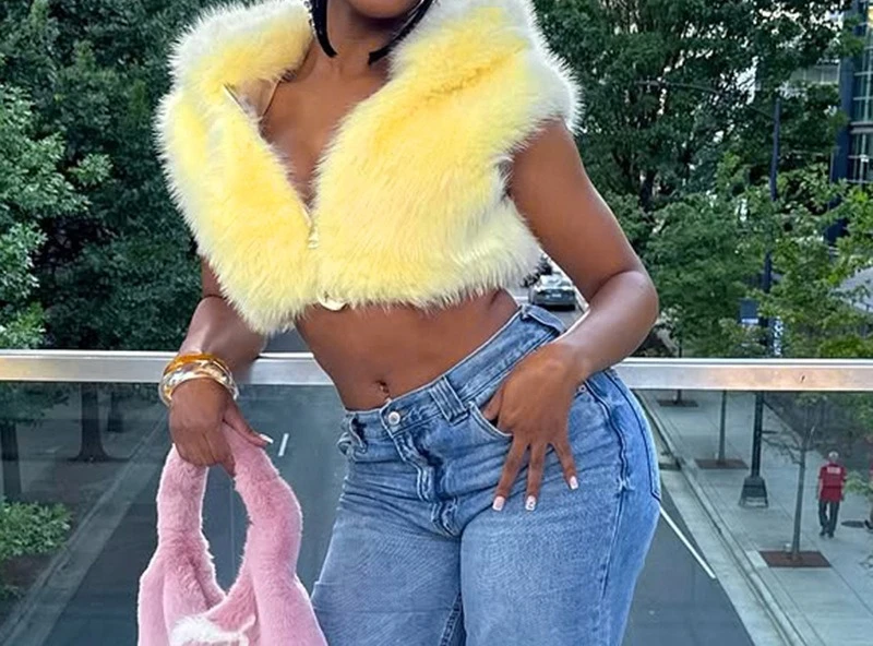 2025 Women's Fashion Solid Color Zipper Hooded Sleeveless Crop Top Short Jacket
2025 Women's Fashion Solid Color Zipper Hooded Sleeveless Crop Top Short Jacket