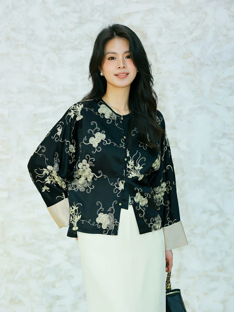 FuwerStudio New Chinese Sle Women's Jaet Autumn Season Heavy Embroidery Acetate Gold Tead Color Blo Top Loose Fit rou...
FuwerStudio New Chinese Sle Women's Jaet Autumn Season Heavy Embroidery Acetate Gold Tead Color Blo Top Loose Fit rou...