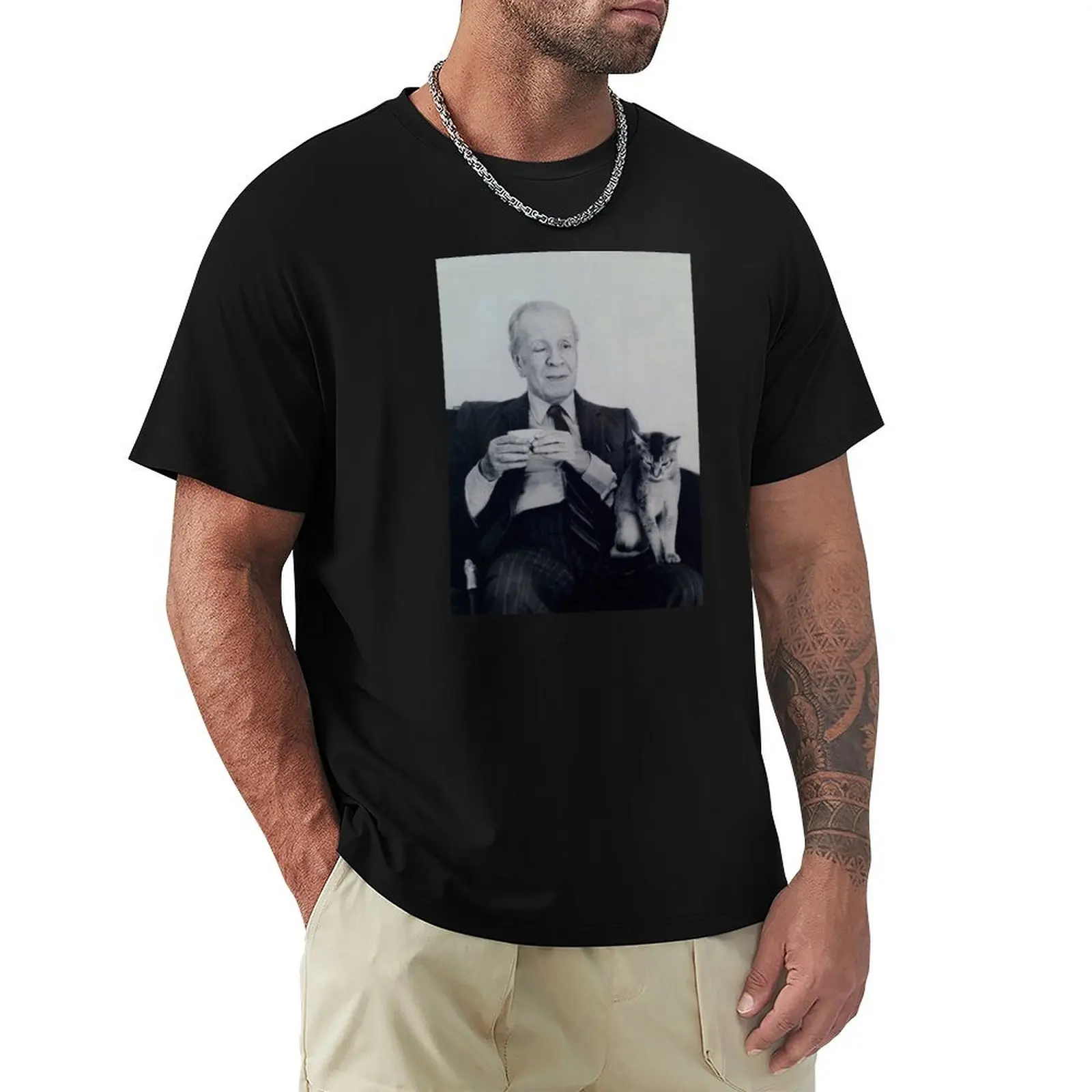 Borges and cat T-Shirt Stylish Print Short Sleeve Tee
Borges and cat T-Shirt Stylish Print Short Sleeve Tee