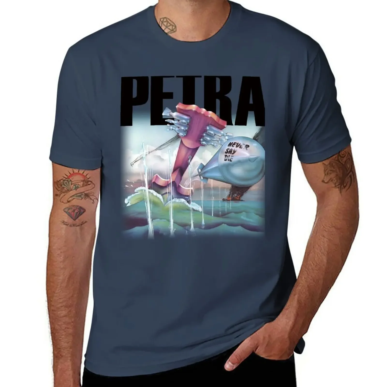 Футболка New Petra - Never Say Die, топы больших размеров, быстросохнущая футболка, мужские хлопковые футболки
Футболка New Petra - Never Say Die, топы больших размеров, быстросохнущая футболка, мужские хлопковые футболки