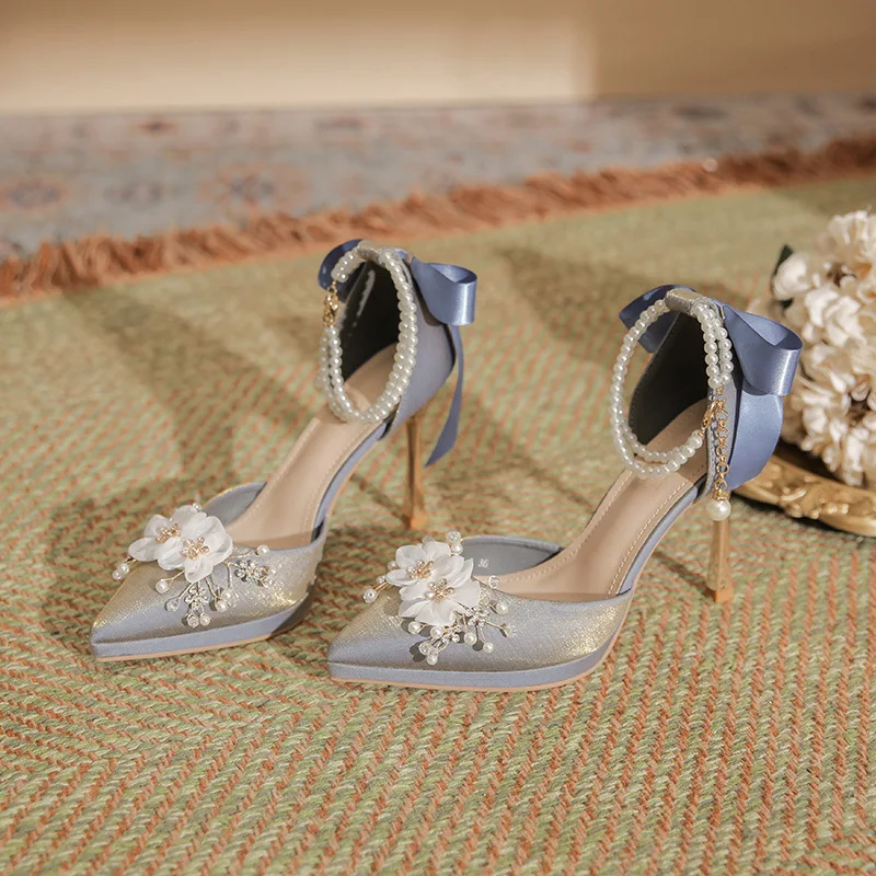 Female Sandal Wedding Shoes Espadrilles Platform High Heels Girls Comfort Lacquered Pearl Bow High-heeled Pointed Stiletto Pumps
Female Sandal Wedding Shoes Espadrilles Platform High Heels Girls Comfort Lacquered Pearl Bow High-heeled Pointed Stiletto Pumps