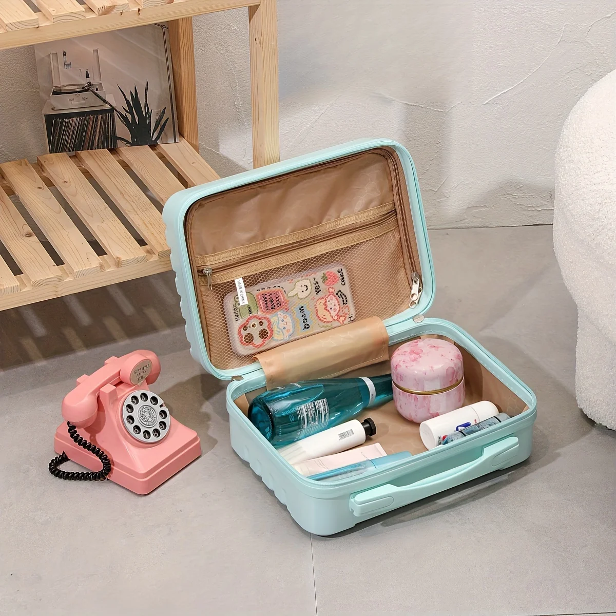 Chic 14-Inch Mini Suitcase Cosmetic Bag Lightweight Travel Makeup Bag with Zip Closure Fixed Shoulder Strap
Chic 14-Inch Mini Suitcase Cosmetic Bag Lightweight Travel Makeup Bag with Zip Closure Fixed Shoulder Strap