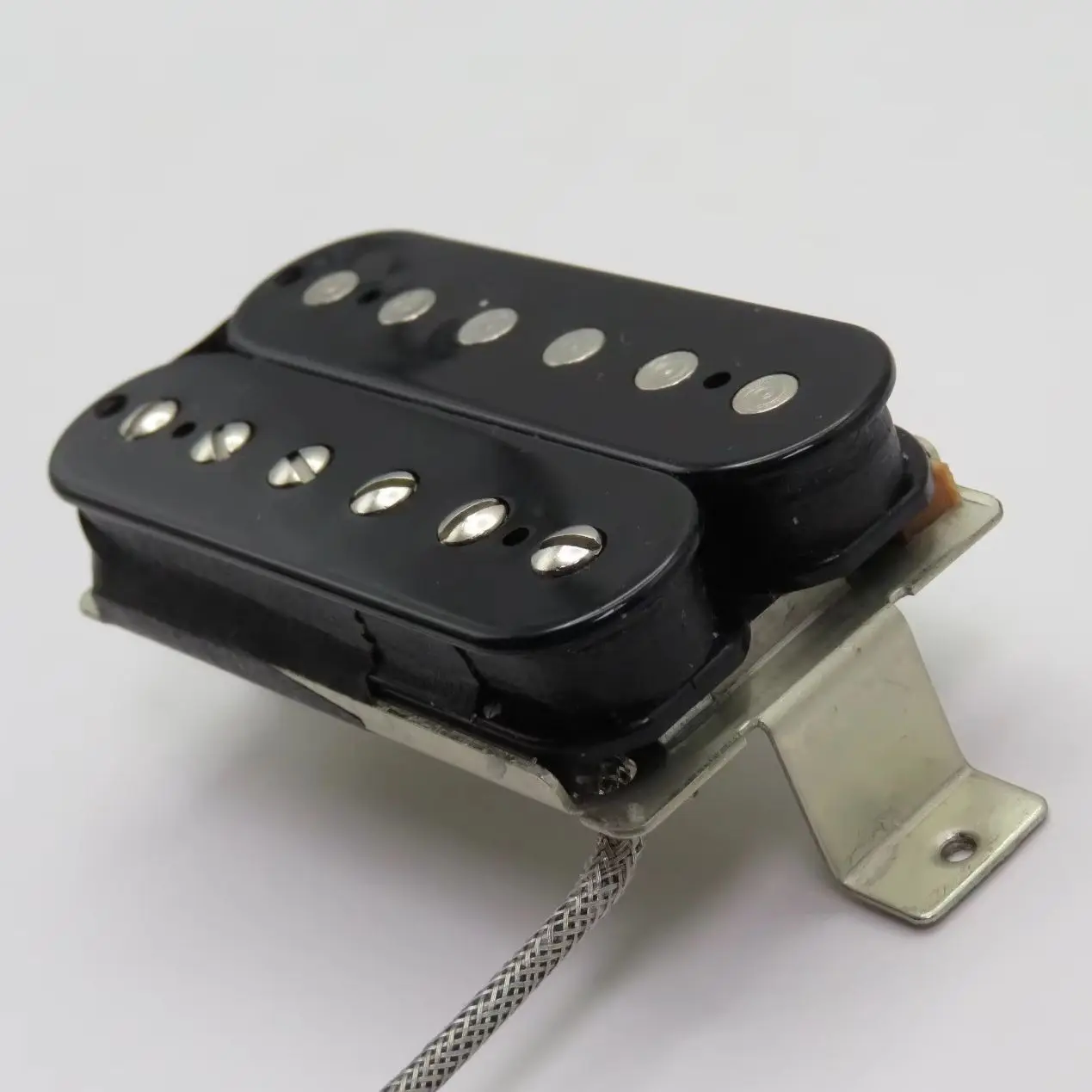 Top Selling APH-2 Alnico II Pro Slash Humbucker Neck Bridge Pickup-- Black For Electric Guitar
Top Selling APH-2 Alnico II Pro Slash Humbucker Neck Bridge Pickup-- Black For Electric Guitar
