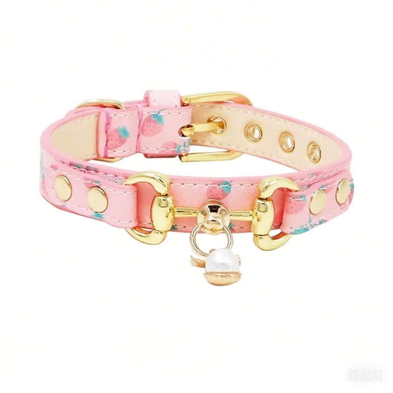Strawberry Pink Dog Pet Collar Necklace Heart Pendant Genuiner Leather Customized Gift Box Handmade Accessories Drop Shipping
Strawberry Pink Dog Pet Collar Necklace Heart Pendant Genuiner Leather Customized Gift Box Handmade Accessories Drop Shipping