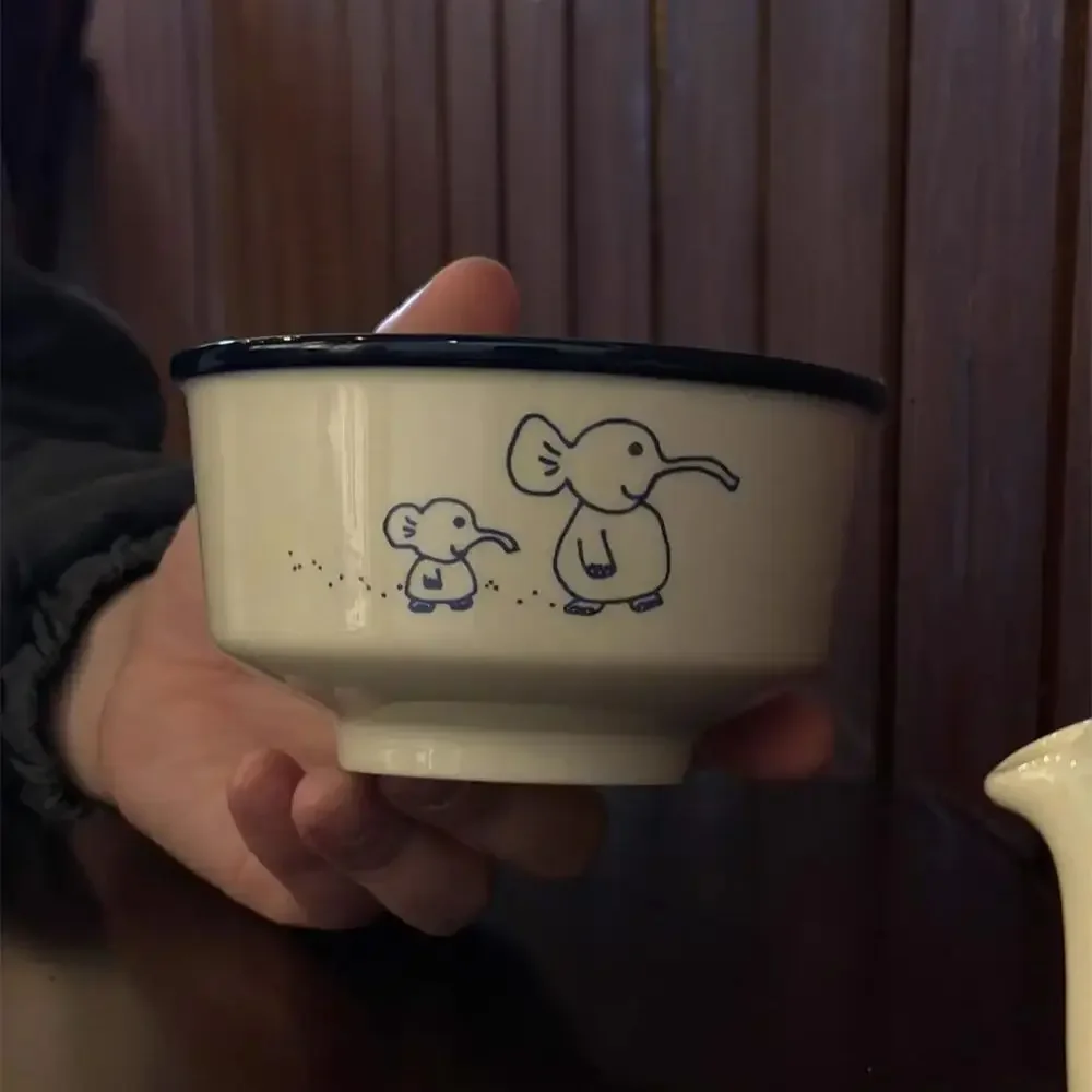Cute Hand-drawn Elephant Ceramic Bowl Plate Teapot Heat-resistant Elephant Baby Teapot with Elephant Lines
Cute Hand-drawn Elephant Ceramic Bowl Plate Teapot Heat-resistant Elephant Baby Teapot with Elephant Lines