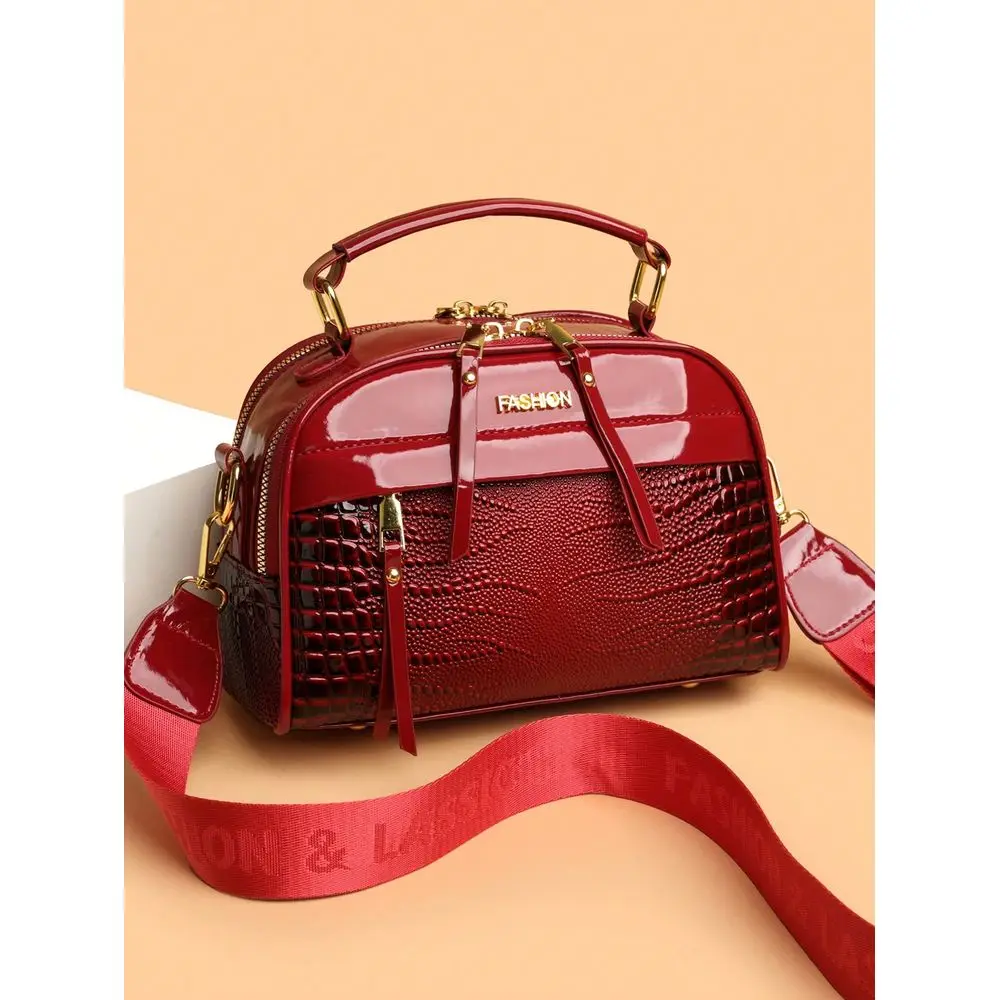 Solid Color PU Adjustable Shoulder Strap One Shoulder Diagonal Crossbody Bag, Crocodile Embossed Fashion Large Capacity Handbag
Solid Color PU Adjustable Shoulder Strap One Shoulder Diagonal Crossbody Bag, Crocodile Embossed Fashion Large Capacity Handbag