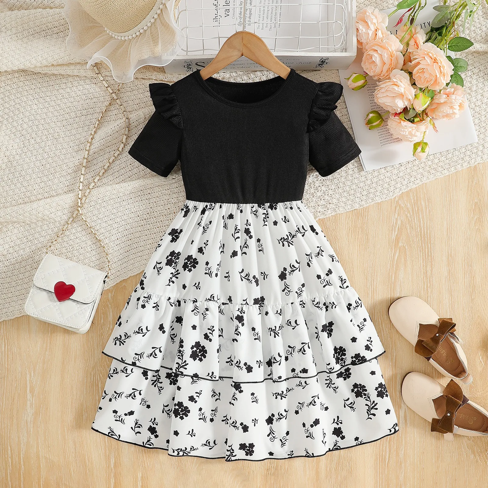 2025 New Flower Girls Dress Kids Clothes Summer Short sleeve Black Princess Dresses Party Baby Dresses for Children Fashion 1-8Y
2025 New Flower Girls Dress Kids Clothes Summer Short sleeve Black Princess Dresses Party Baby Dresses for Children Fashion 1-8Y