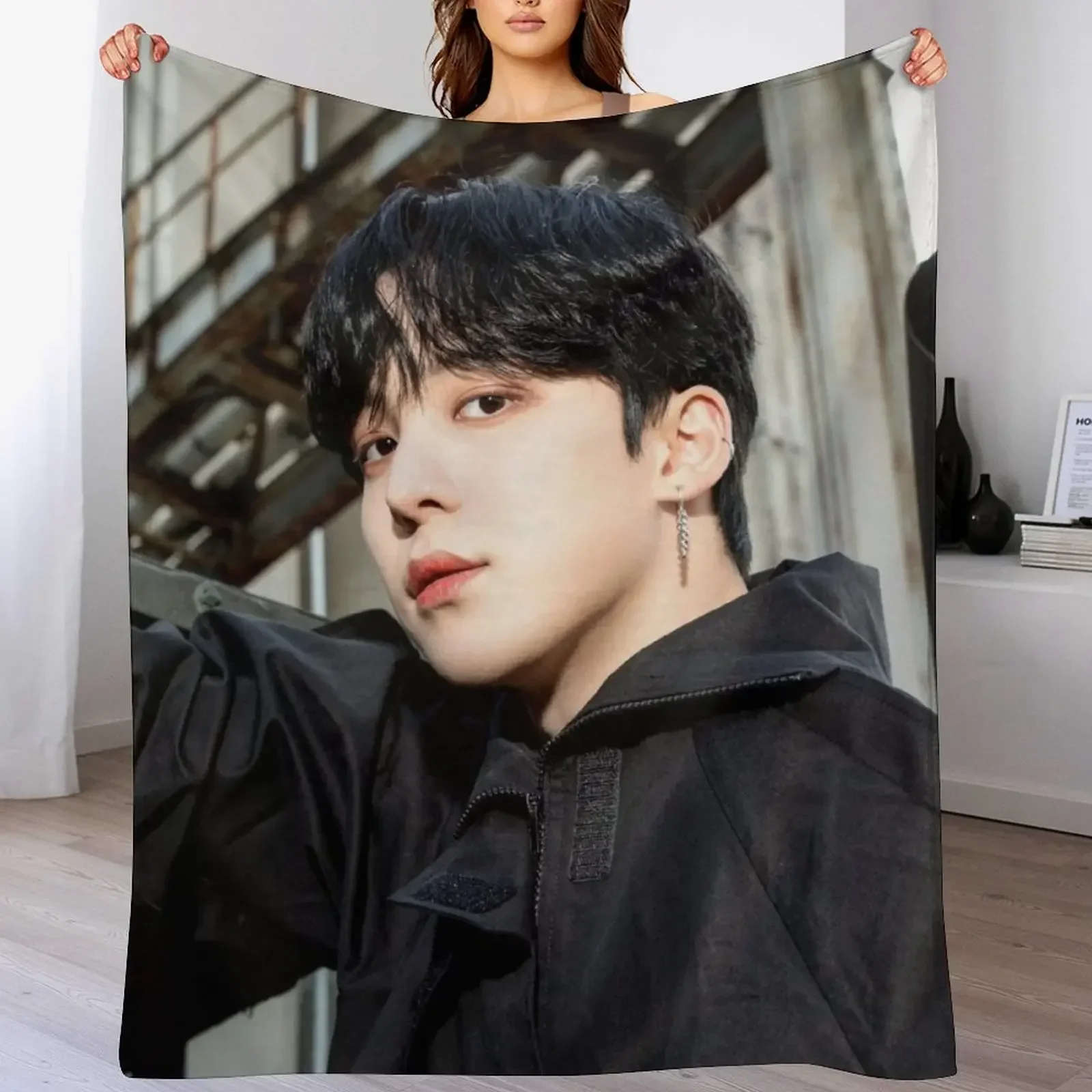 ATEEZ YUNHO THE WORLD EP.1 : MOVEMENT GUERRILLA Throw Blanket Cozy Napping Blanket Gift for Mom Dad
ATEEZ YUNHO THE WORLD EP.1 : MOVEMENT GUERRILLA Throw Blanket Cozy Napping Blanket Gift for Mom Dad