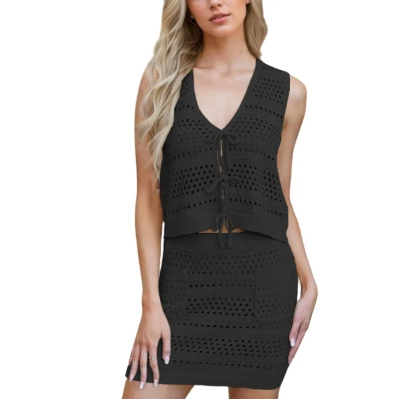 2025 New Women Suits Strappy Vest Beach V-Neck Casual Knitwear Summer Women Vest Top + Skirt Two Peice Sets Women Short Suit
2025 New Women Suits Strappy Vest Beach V-Neck Casual Knitwear Summer Women Vest Top + Skirt Two Peice Sets Women Short Suit