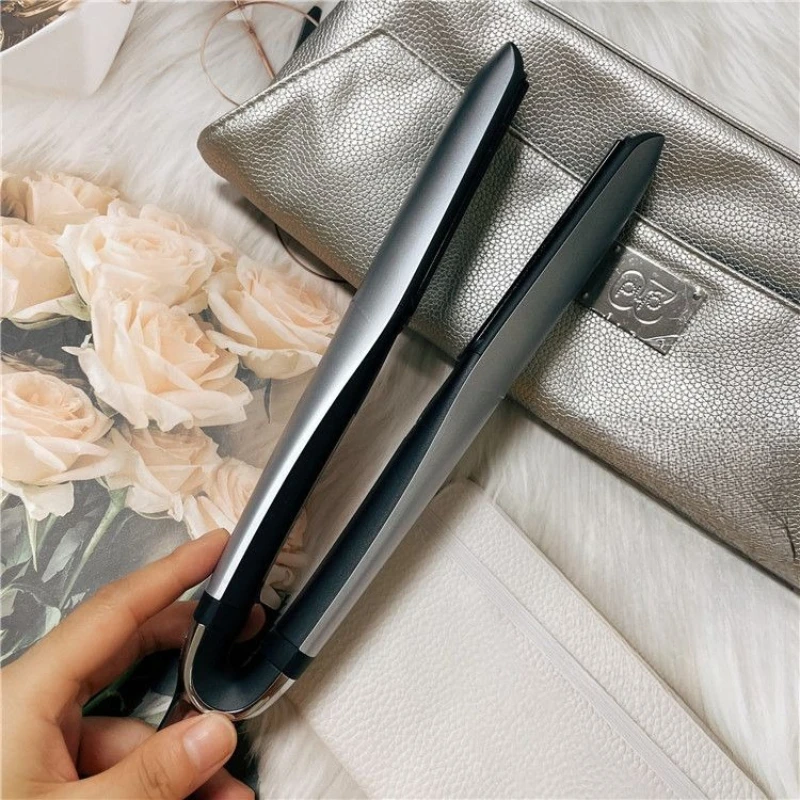 Platinum ceramic hair straightener, curling iron, dual-purpose splint, constant temperature without hurting hair
Platinum ceramic hair straightener, curling iron, dual-purpose splint, constant temperature without hurting hair