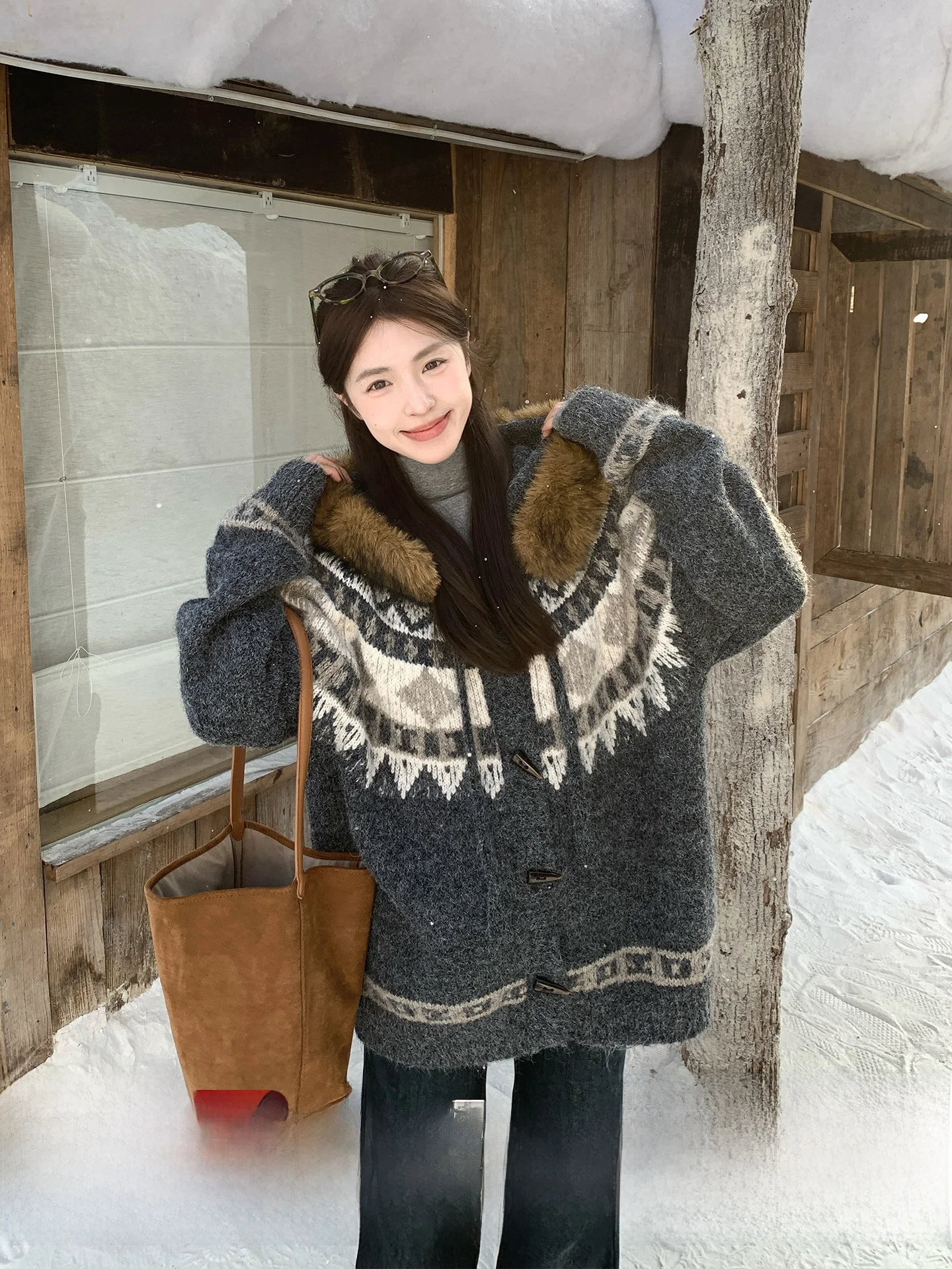 Morning Bloom Women's Thiened Knitted Cardigan Coat with Fur Collar Lazy Sle Long Sve Warm Winter Outerwear
Morning Bloom Women's Thiened Knitted Cardigan Coat with Fur Collar Lazy Sle Long Sve Warm Winter Outerwear