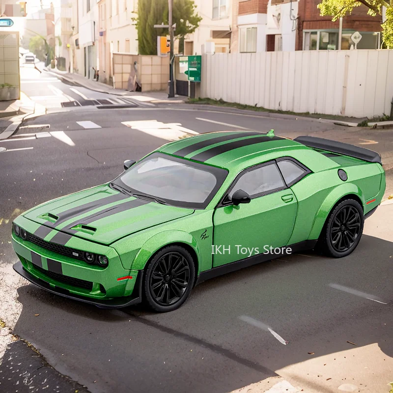 1:22 Scale HELLCAT SRT SUPRA GTR Sports Car Toy Models Alloy Diecast Sound Light Pull Back Doors Opened Supercars for Kids Gifts
1:22 Scale HELLCAT SRT SUPRA GTR Sports Car Toy Models Alloy Diecast Sound Light Pull Back Doors Opened Supercars for Kids Gifts