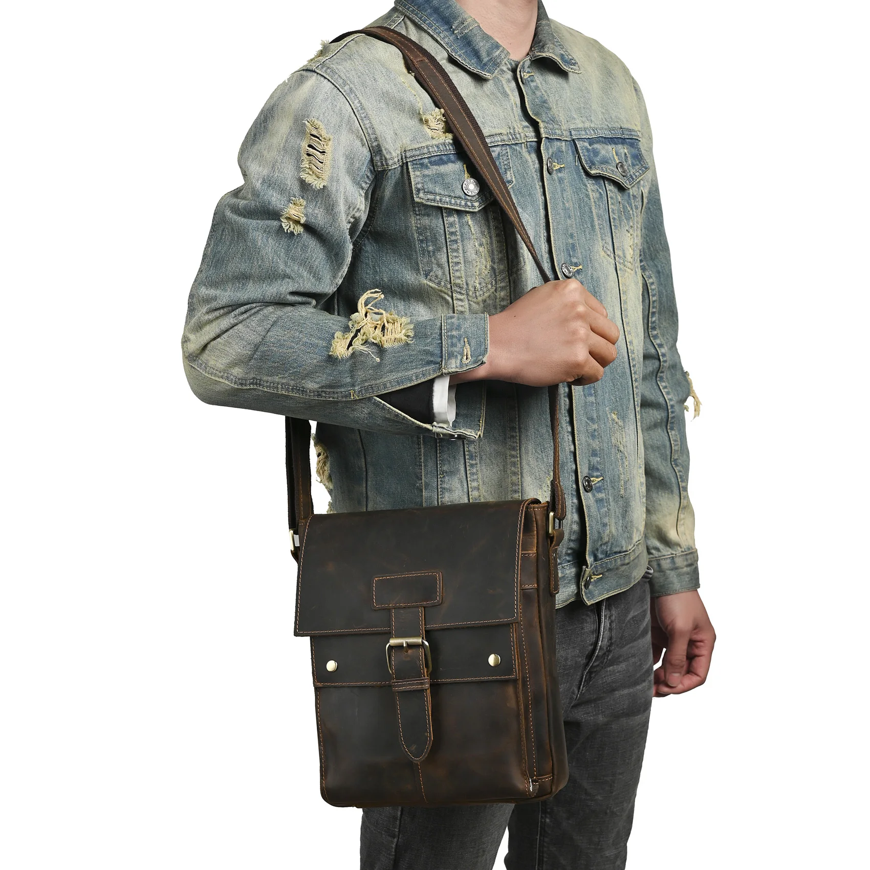 Crazy Horse Leather Male Design Casual College Shoulder Messenger Crossbody bag Fashion Mochila Satchel School Book bag 8571
Crazy Horse Leather Male Design Casual College Shoulder Messenger Crossbody bag Fashion Mochila Satchel School Book bag 8571