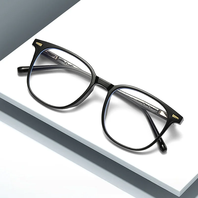 Модные ультралегкие очки 2026 года: супергибкая оправа TR90 для женщин, повседневные, с защитой от синего света, для зрения, унисекс
Модные ультралегкие очки 2026 года: супергибкая оправа TR90 для женщин, повседневные, с защитой от синего света, для зрения, унисекс