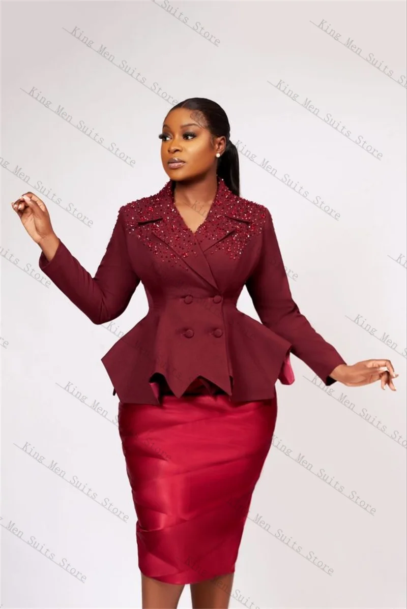 Burgundy Red Women Suits Set 2 Piece Blazer+Prom Dress Beaded Double Breasted Customized Formal Office Lady Jacket Wedding Coat 
Burgundy Red Women Suits Set 2 Piece Blazer+Prom Dress Beaded Double Breasted Customized Formal Office Lady Jacket Wedding Coat