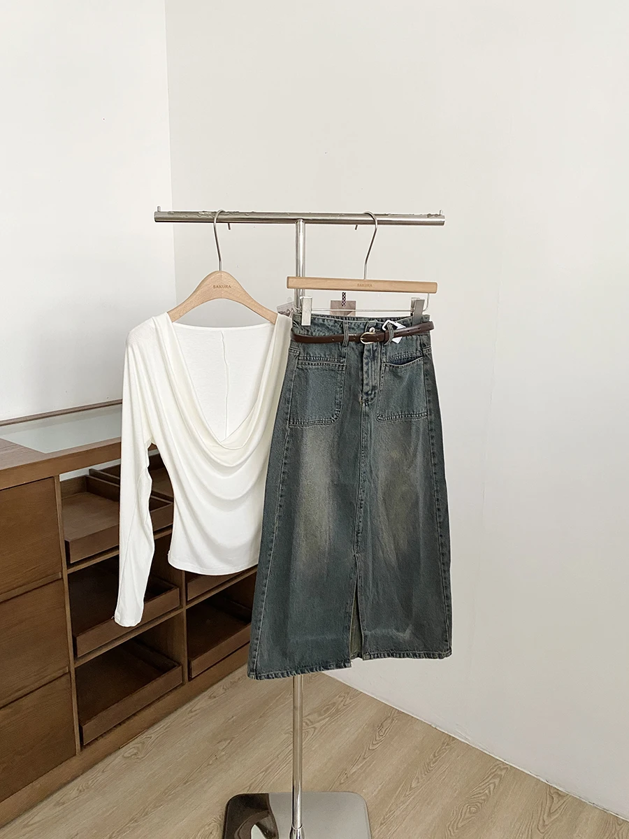 Spring 2026 Women's Slim Fit A-Line Skirt High Waist Denim Washed Color Split Commute Friendly Fashionable Retro Style
Spring 2026 Women's Slim Fit A-Line Skirt High Waist Denim Washed Color Split Commute Friendly Fashionable Retro Style