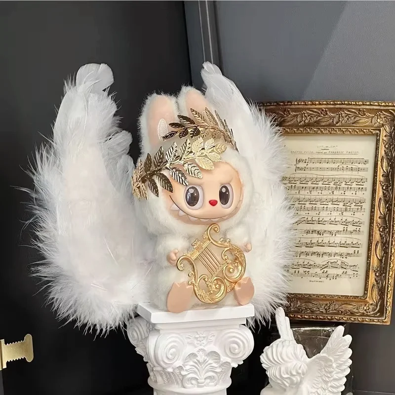 Лидер продаж 17 см Labubu Angel Wings, комплект одежды для куклы Macaron Design V1 V2 V3 Generation, сидящая кукла Sp Skullpanda, наряды, замена игры
Лидер продаж 17 см Labubu Angel Wings, комплект одежды для куклы Macaron Design V1 V2 V3 Generation, сидящая кукла Sp Skullpanda, наряды, замена игры