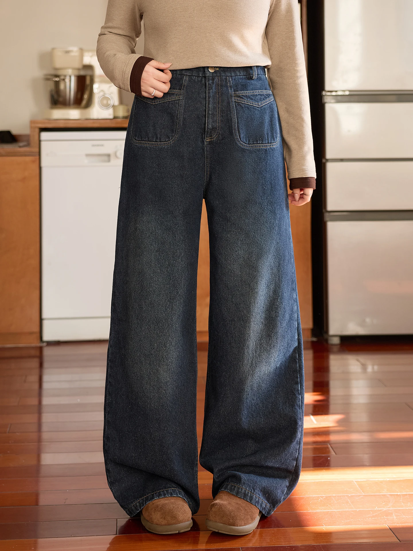 Джинсы с высокой талией и широкими штанинами для женщин больших размеров, утепленные, корректирующие фигуру, осенне-зимние, повседневные, удобные, хлопковые брюки
Джинсы с высокой талией и широкими штанинами для женщин больших размеров, утепленные, корректирующие фигуру, осенне-зимние, повседневные, удобные, хлопковые брюки