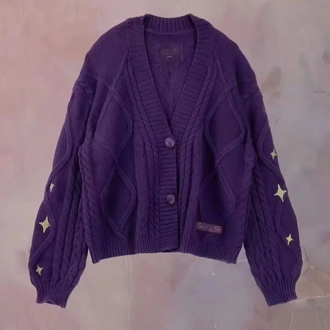 American Fashion Star Embroidery Knitted Cardigan Jacket for Women Autumn Winter New Vintage Purple Ladies Jumper Sweater Top
American Fashion Star Embroidery Knitted Cardigan Jacket for Women Autumn Winter New Vintage Purple Ladies Jumper Sweater Top
