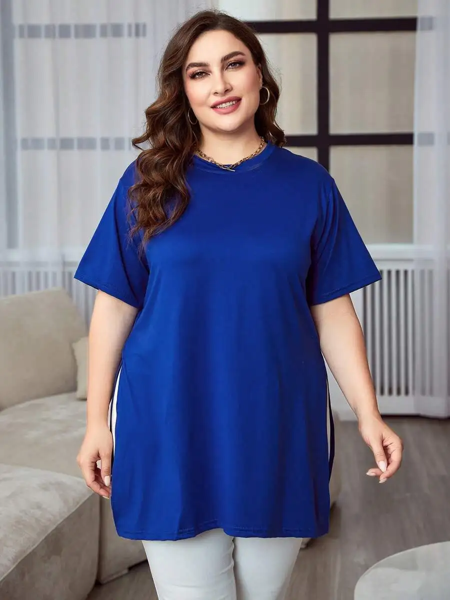 Plus Size Split Hem T-Shirt Loose Fit Solid Color Womens Tee
Plus Size Split Hem T-Shirt Loose Fit Solid Color Womens Tee