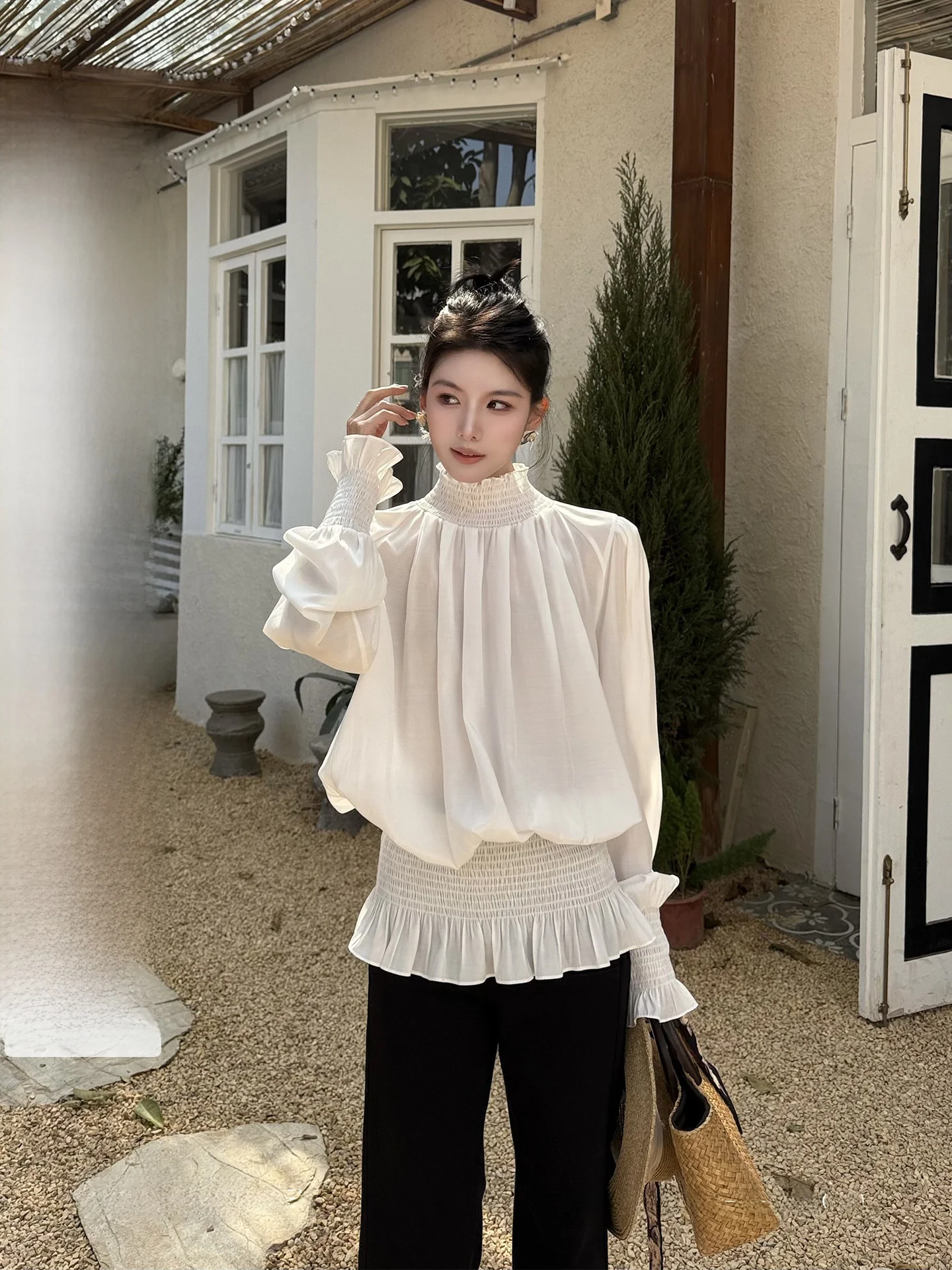 Женская блузка в стиле Цин с пышными рукавами, плиссированная, молодежная, в китайском стиле, весна 2026
Женская блузка в стиле Цин с пышными рукавами, плиссированная, молодежная, в китайском стиле, весна 2026