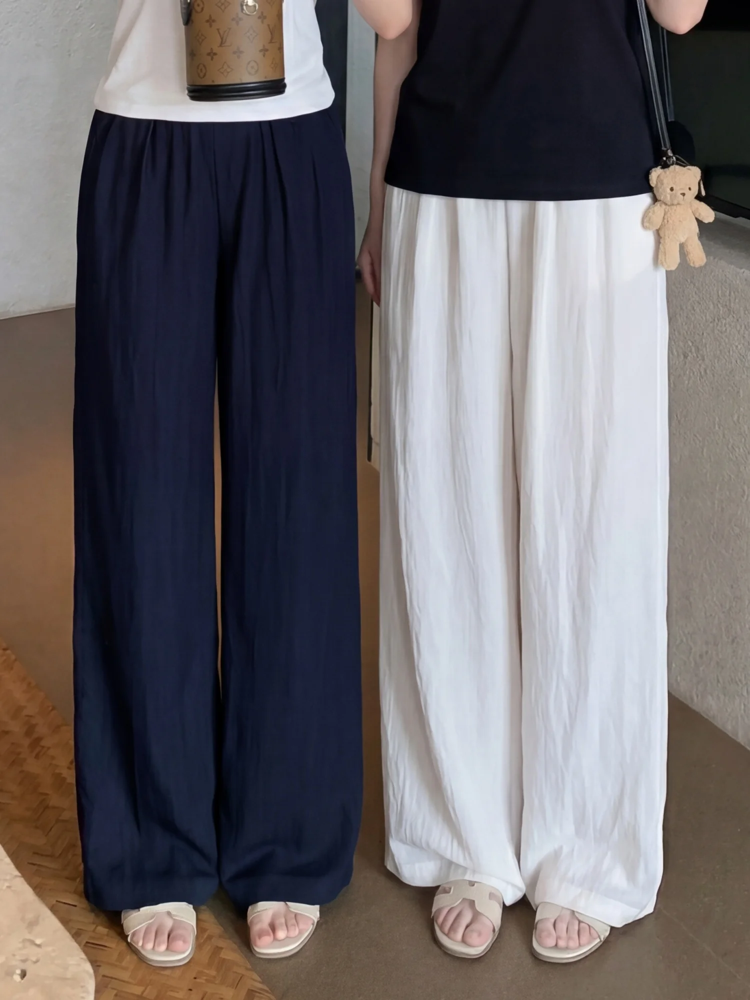 Comfortable Wide Leg Loose Women's Casual Pants Elastic Waist Spring Summer Fashion plus Size Ladies Trousers Straight Cut
Comfortable Wide Leg Loose Women's Casual Pants Elastic Waist Spring Summer Fashion plus Size Ladies Trousers Straight Cut