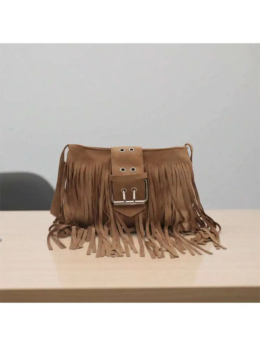 Women Fringed Suede Crossbody Bag With Buckle Closure Large Capacity
Women Fringed Suede Crossbody Bag With Buckle Closure Large Capacity