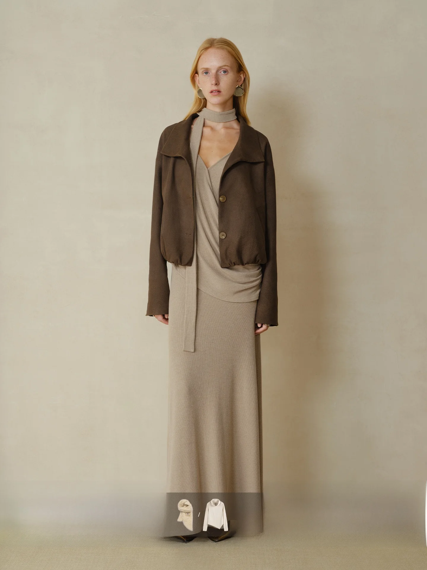 Ретро-куртка из замши в горошек, женская верхняя одежда с воротником-стойкой, ветрозащитная, из смесового полиэстера, женское пальто
Ретро-куртка из замши в горошек, женская верхняя одежда с воротником-стойкой, ветрозащитная, из смесового полиэстера, женское пальто