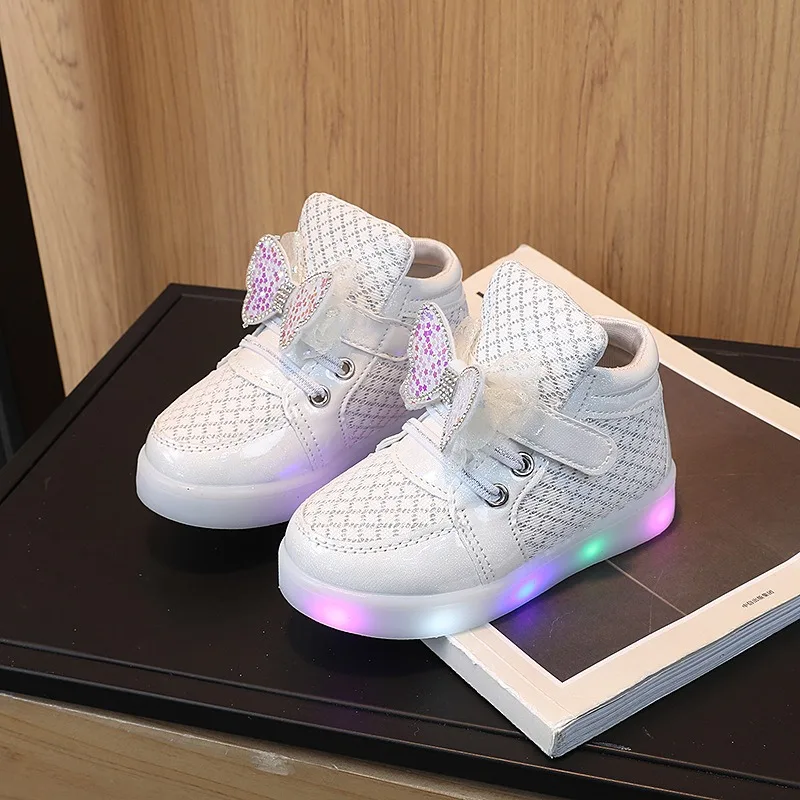Girls Light-Up Sneakers Spring and Autumn Toddler Light-Up Shoes Children's Light-Up Sports Shoes Children's LED Sports Shoes
Girls Light-Up Sneakers Spring and Autumn Toddler Light-Up Shoes Children's Light-Up Sports Shoes Children's LED Sports Shoes