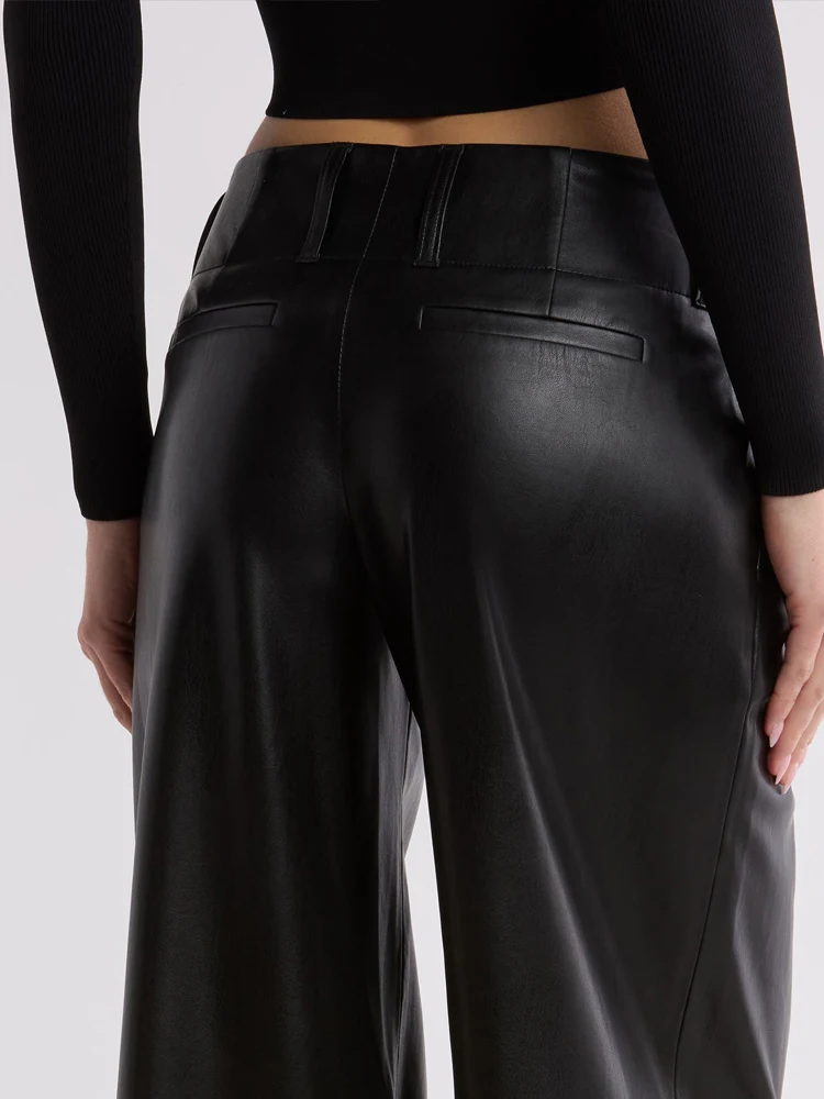 Women Matte Faux Leather Casual High Waist Straight Pants Lady PU Leather Wide Leg Vintage Trousers With Pockets Support Custom
Women Matte Faux Leather Casual High Waist Straight Pants Lady PU Leather Wide Leg Vintage Trousers With Pockets Support Custom