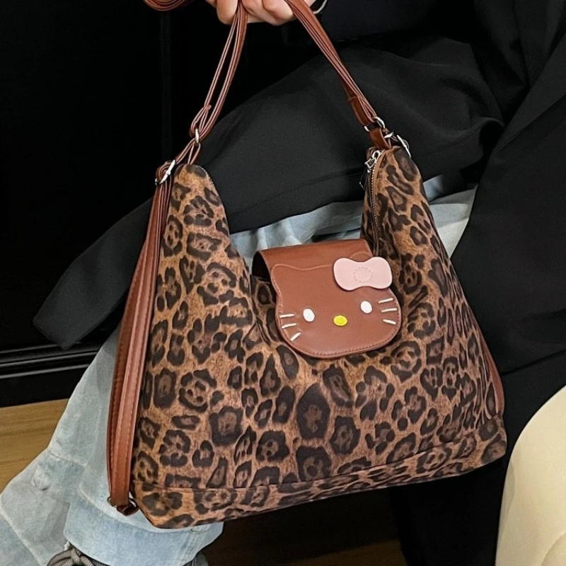 Hello Kitty Shoulder Bag Vintage Khaki Handbag Y2K Leopard Style for Women Hot Girl Handbag Trend Tote Bag for Gilrs Gift
Hello Kitty Shoulder Bag Vintage Khaki Handbag Y2K Leopard Style for Women Hot Girl Handbag Trend Tote Bag for Gilrs Gift