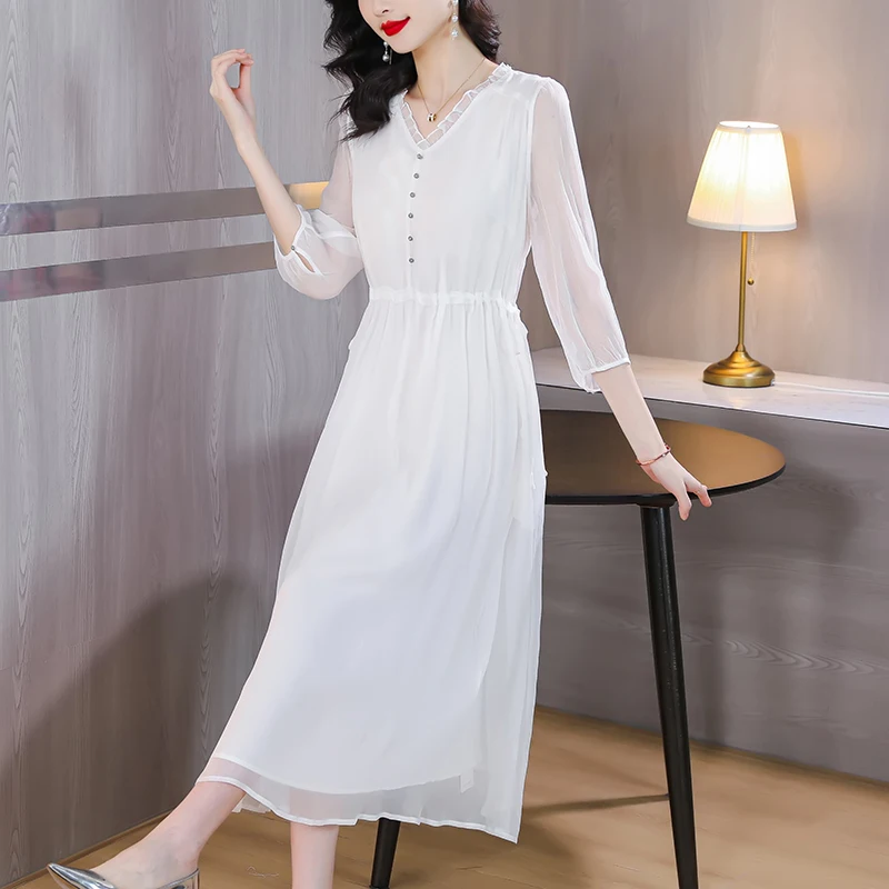 2023 Spring/Summer New Pure Silk Lace Spliced Dress for Women's Bohemian Loose Fit Large Waist Slim Over Knee Length Skirt
2023 Spring/Summer New Pure Silk Lace Spliced Dress for Women's Bohemian Loose Fit Large Waist Slim Over Knee Length Skirt