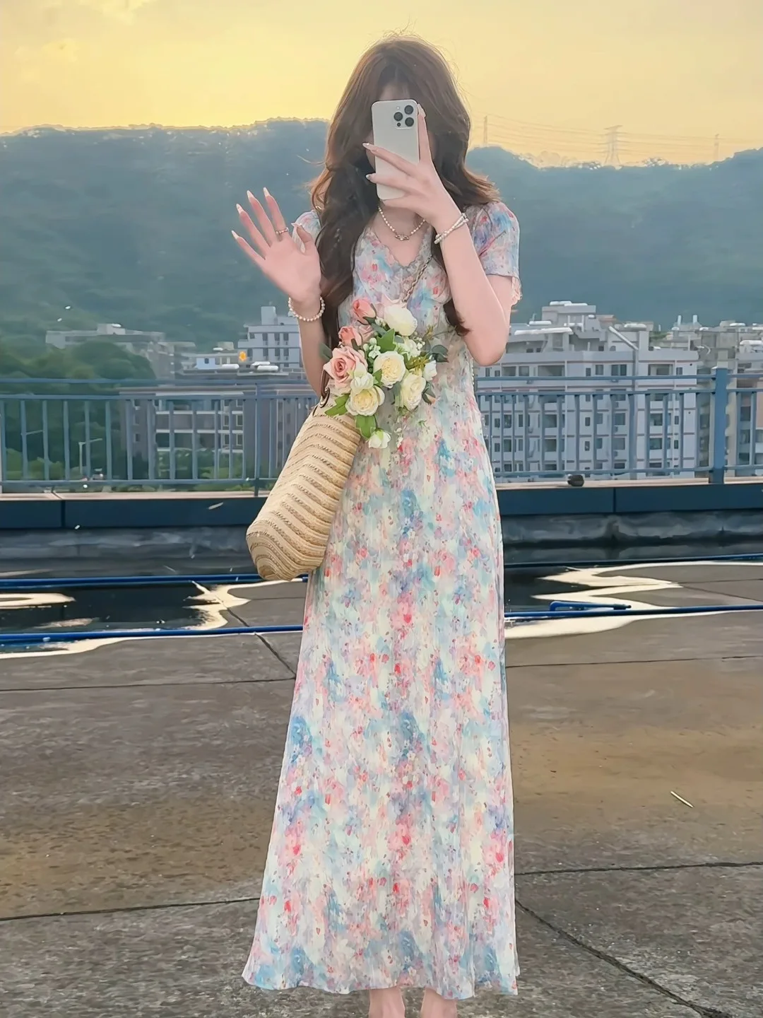Floral Print Maxi Dress V-Neck Empire Waist Summer Vacation Women's plus Size French Style A-Line Skirt Breathable Skin-Friendly
Floral Print Maxi Dress V-Neck Empire Waist Summer Vacation Women's plus Size French Style A-Line Skirt Breathable Skin-Friendly