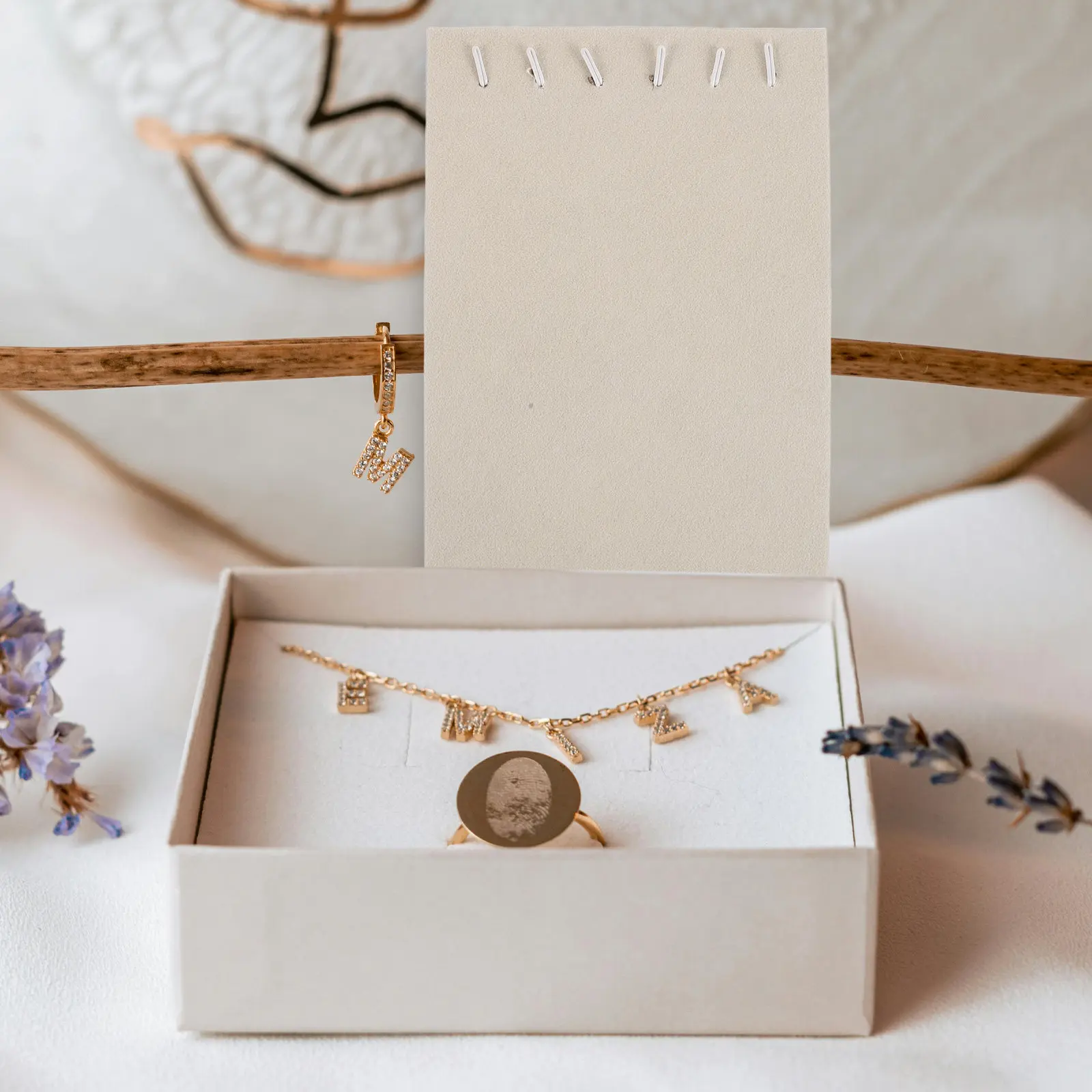 2Pcs Jewelry Organizer Tray Insert Soft Jewelry Storage Organizer Pad Necklace Bracelet Display Dresser Tray Countertop Display
2Pcs Jewelry Organizer Tray Insert Soft Jewelry Storage Organizer Pad Necklace Bracelet Display Dresser Tray Countertop Display