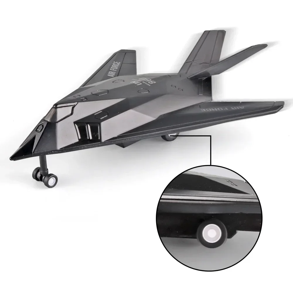 F117 Fighter Jet with regenerative alloy sound and light children's airplane toy model birthday gift
F117 Fighter Jet with regenerative alloy sound and light children's airplane toy model birthday gift
